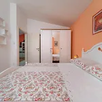Apartman Lilla Baška Voda