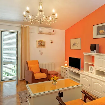 Apartment Lilla Baska Voda